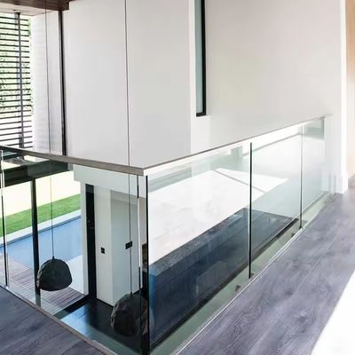Extruded Aluminium Glass Balustrade Exterior Commercial Fencing