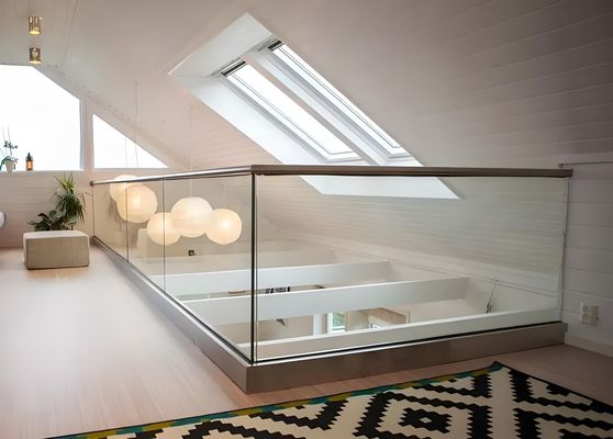 Weatherproof Aluminum Glass Staircase Fence ISO9001 Certified