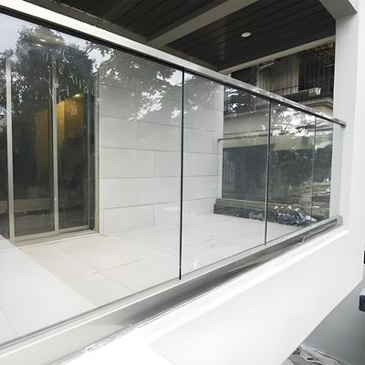 CE Certified 10-Year Warranty Aluminum Glass Partition Fence