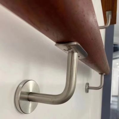 Stainless Steel Solid Polished Balustrade Support Railing Hardware